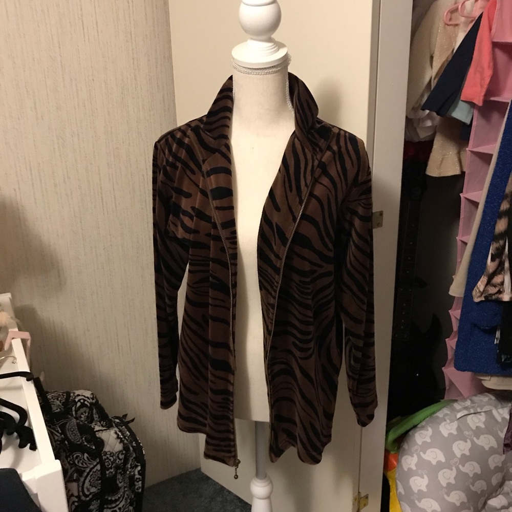 Bechamel animal print jacket.